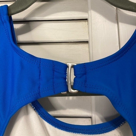 Catalina Blue And Cream One Piece Swimsuit Size Medium - Picture 4 of 11